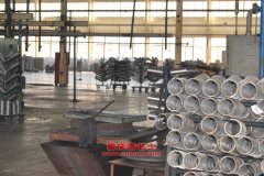 齊星QXC5030XTX通信車用的戴姆勒272978發(fā)動(dòng)機(jī)的配件及維修