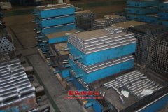 環(huán)利HLZ5310GXH下灰車用的中國重汽WD615.92發(fā)動機的配件及修理