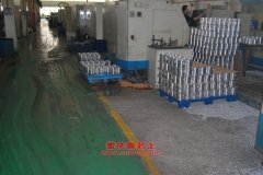 奔馬BM2810D自卸低速貨車用的揚動YND485Q發動機的大修及配件