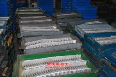 扶桑FS5203CCQ畜禽運輸車用的一汽CA6DE3-22E3發動機的配件及維修