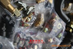 東風(fēng)DFL5250XXBA3軟頂廂式運輸車用的康明斯C325 20發(fā)動機的修理及配件