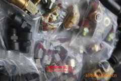 十征SGC5318GFL粉粒物料運輸車用的康明斯C280 20發(fā)動機的保養(yǎng)及配件