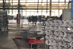 金龍KLQ6128Q豪華客車用的斯堪尼亞DC1104發(fā)動(dòng)機(jī)的大修及配件